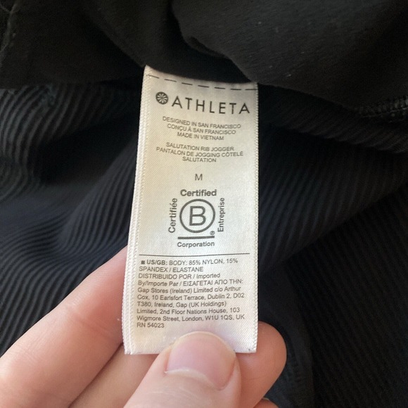 Athleta Salutation Rib Jogger Women’s Sz Medium Black High Rise Stretch Pockets - Picture 2 of 11